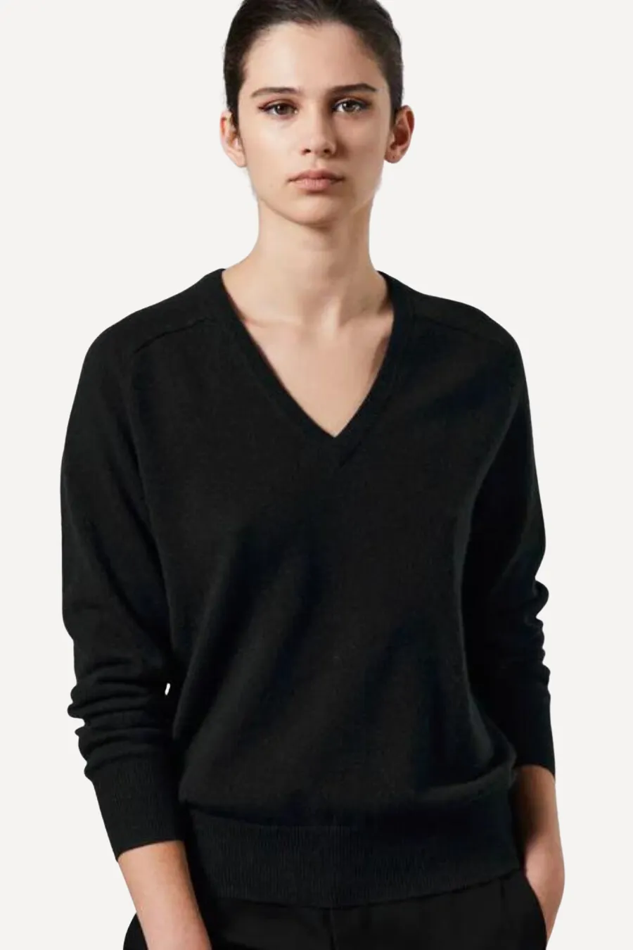 Amy Cashmere V-Neck Black