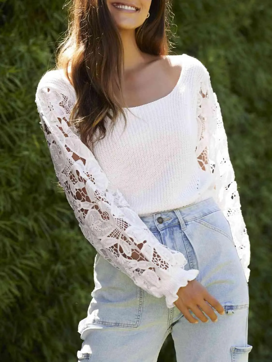 Feminine Comfort Knit White Lace Long Sleeve Top