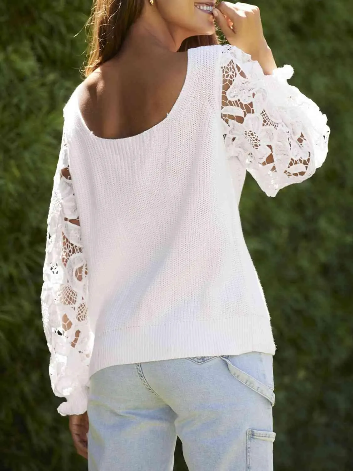 Feminine Comfort Knit White Lace Long Sleeve Top