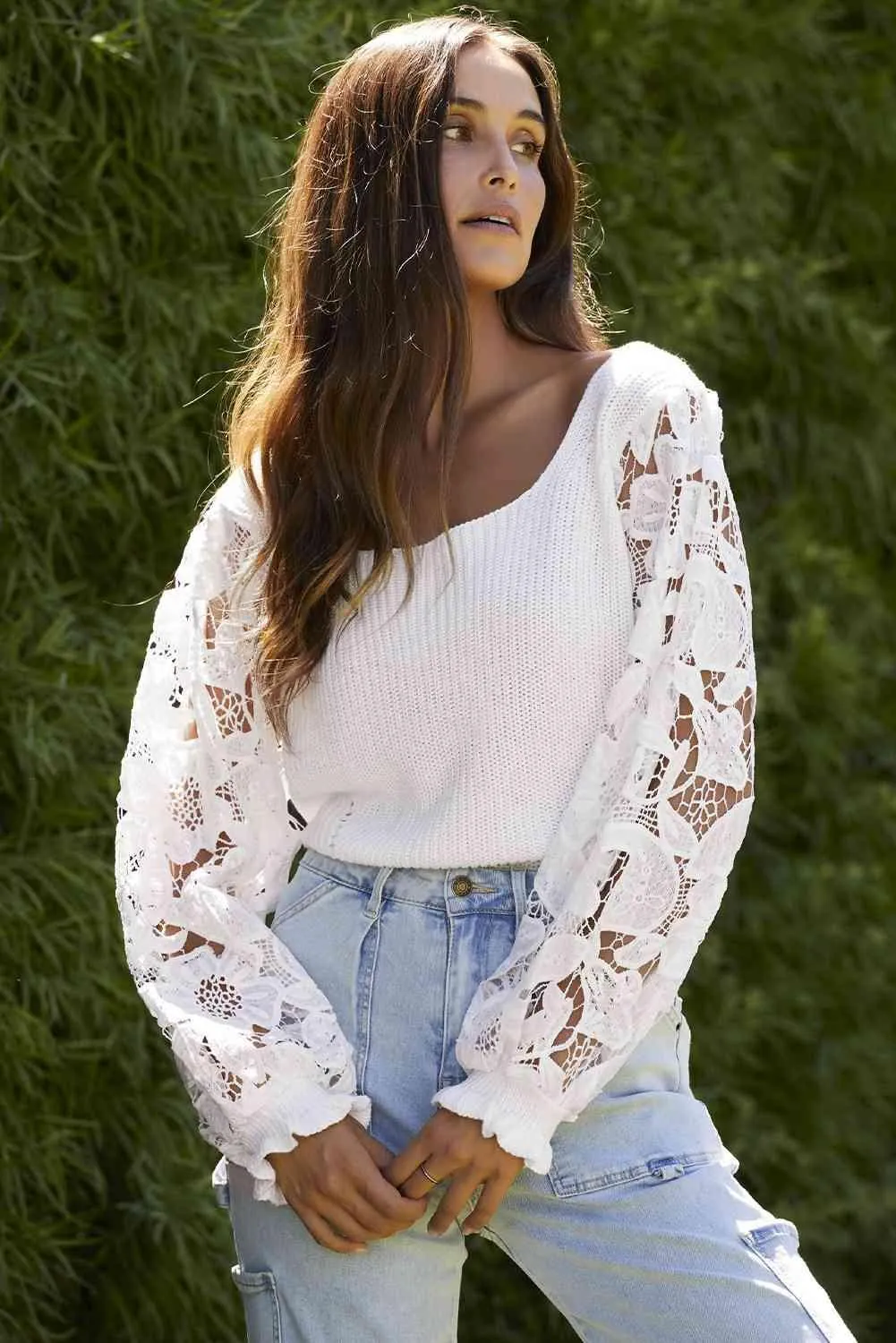 Feminine Comfort Knit White Lace Long Sleeve Top