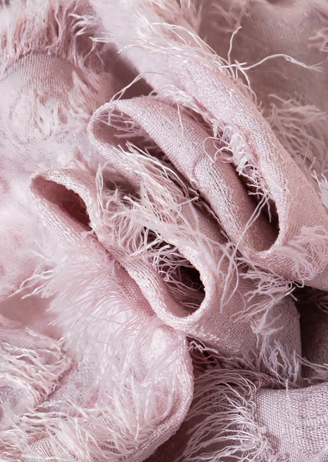 GENTLE PINK TASSEL TOPS