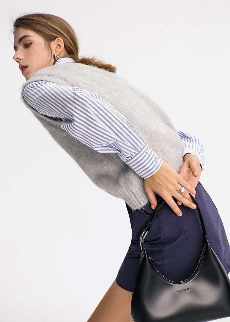 ROUND NECK KNIT VEST
