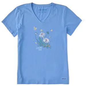 Women's Dreamy Shine On Daisies Short Sleeve Crusher Vee